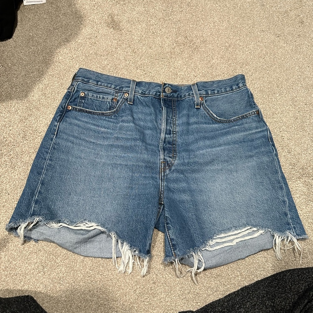Levi Longer Jean Shorts